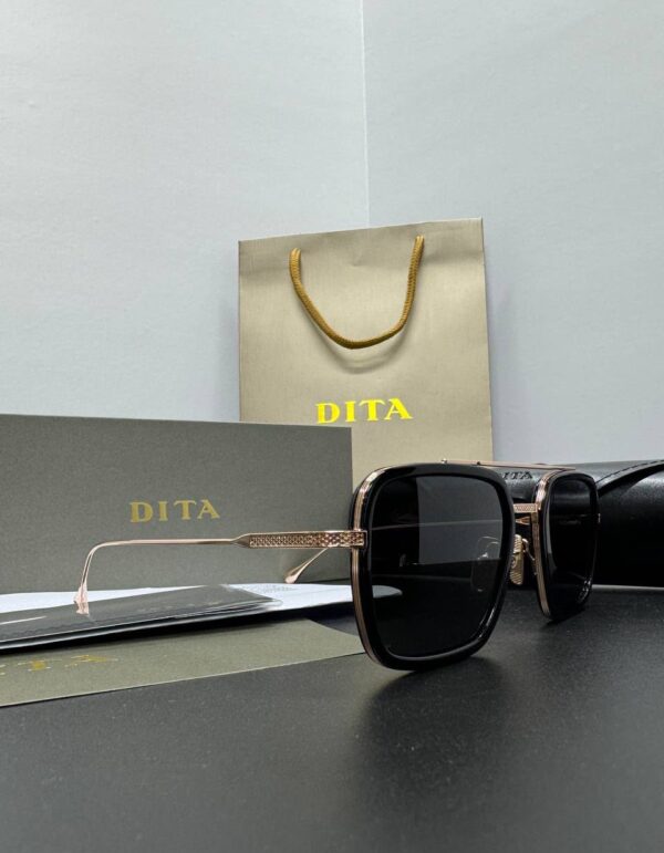 Dita 009